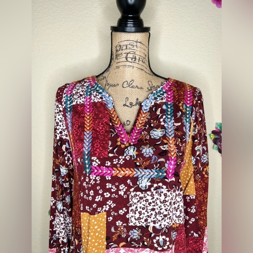 Savanna Jane Multicolor Patchwork Design Embroidered Blouse Size Small - Picture 3 of 12